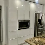 Modern And Luxury 3500 Sq Feet House Jetted Tub Over 10000 Sq Feet Lot