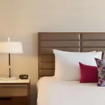 Coast Edmonton Plaza Hotel By Apa