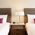 Coast Edmonton Plaza Hotel By Apa