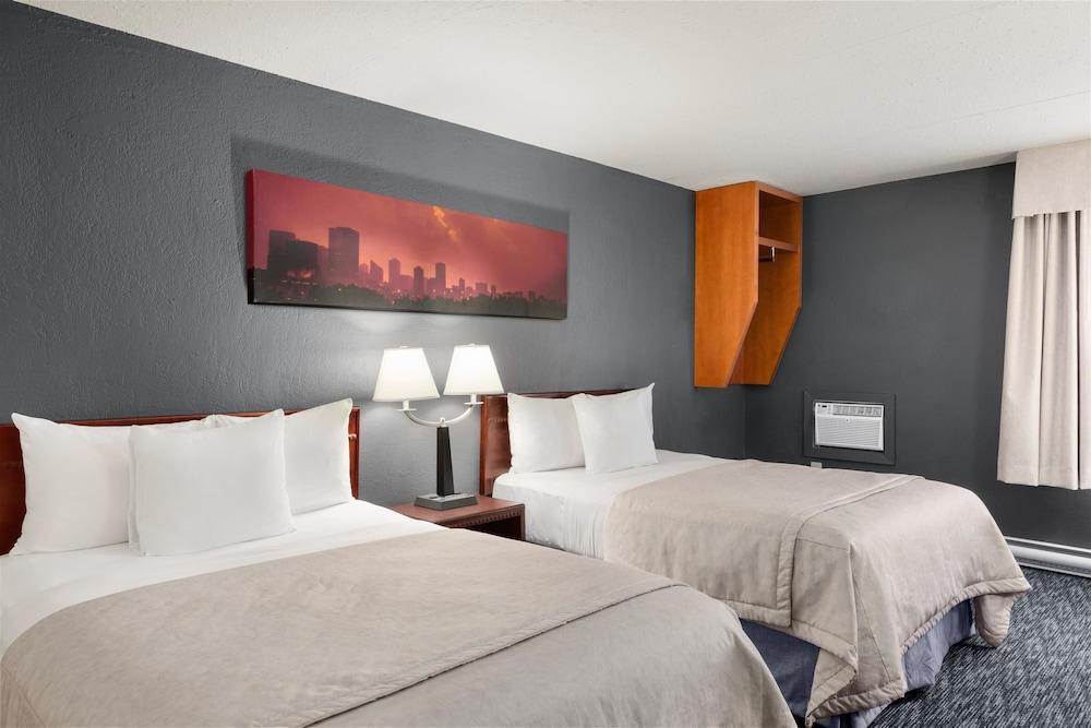 Travelodge By Wyndham West 2*
