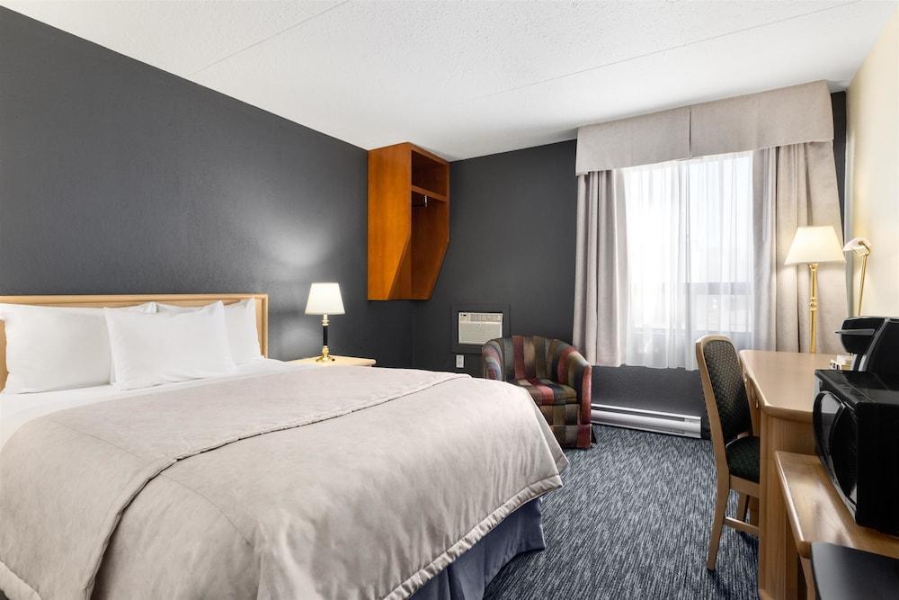 Hotel Travelodge By Wyndham West