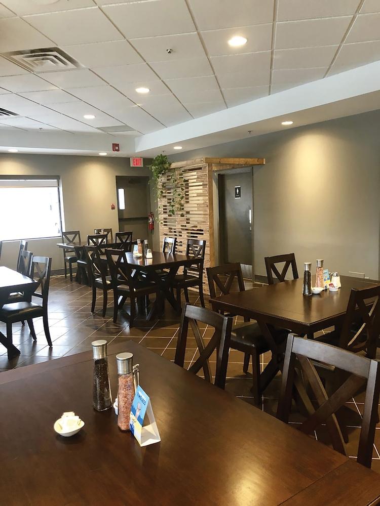 Comfort West 3* Edmonton