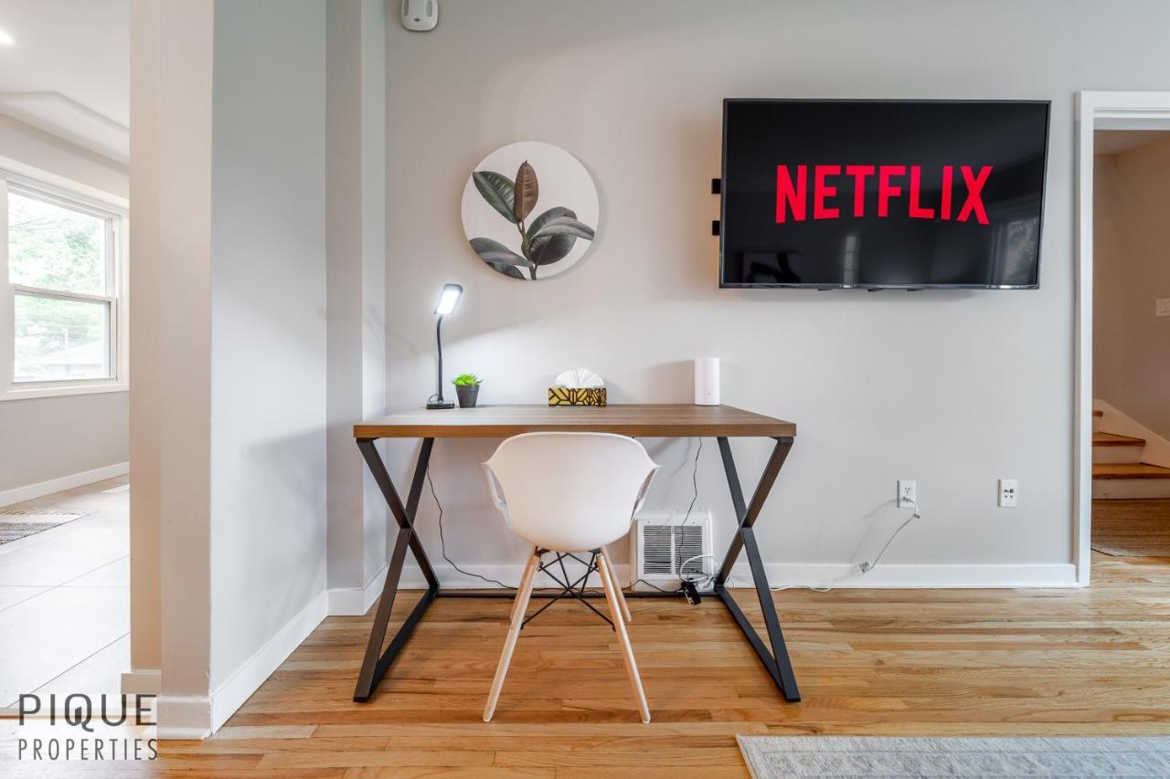 6 Bed Chic Stylish - 5 Mins To U Of A & Whyte Ave - Fast Wi-fi - Free Parking & Netflix