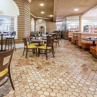 Hotel And Conference Centre Edmonton