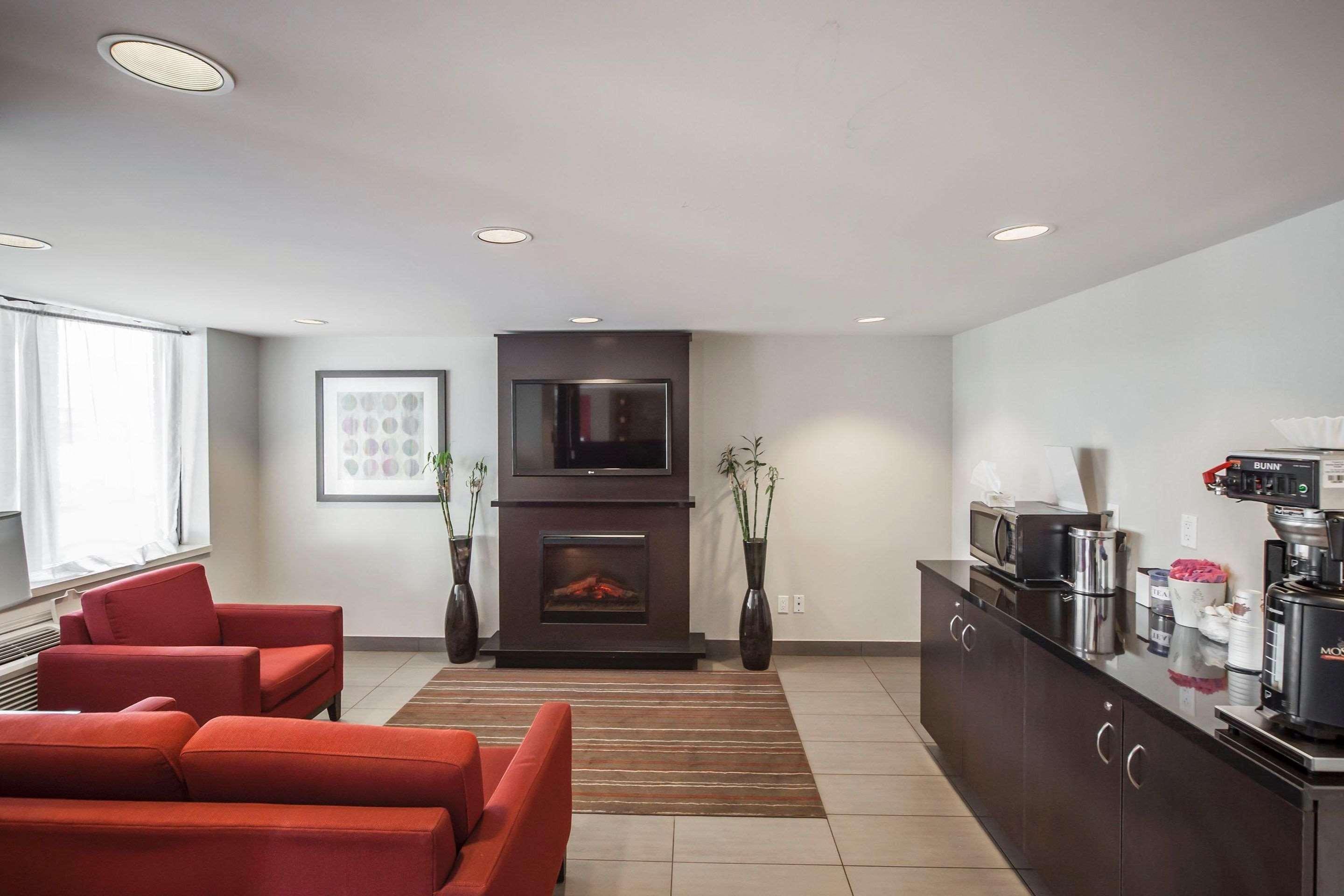 Comfort West Inn