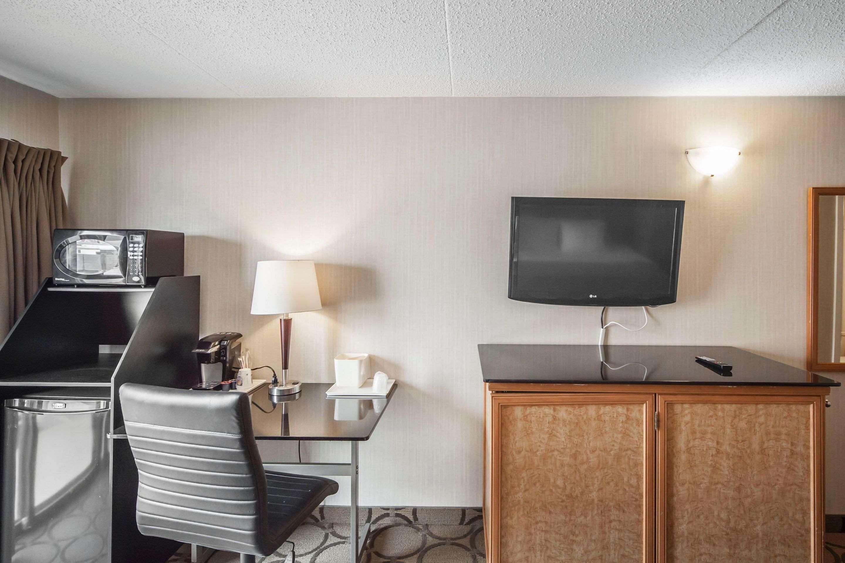 Inn Comfort West Edmonton