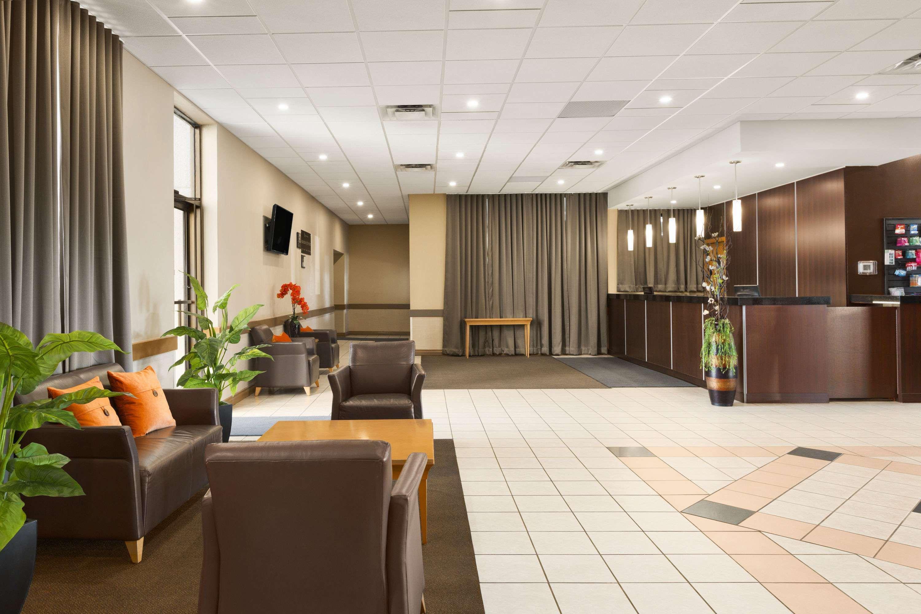 Travelodge By Wyndham West 2* Edmonton