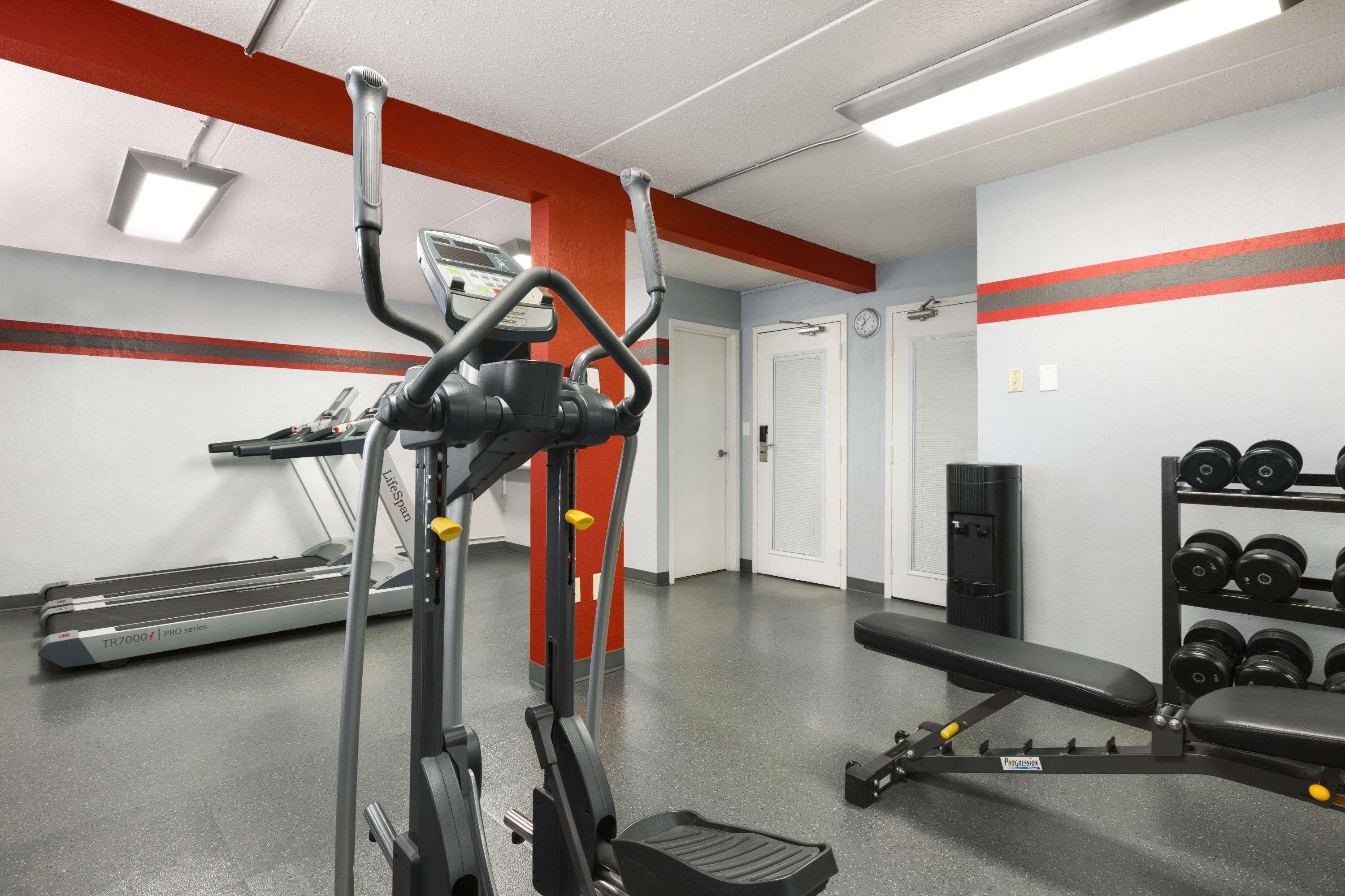 Hotel Travelodge By Wyndham West Edmonton