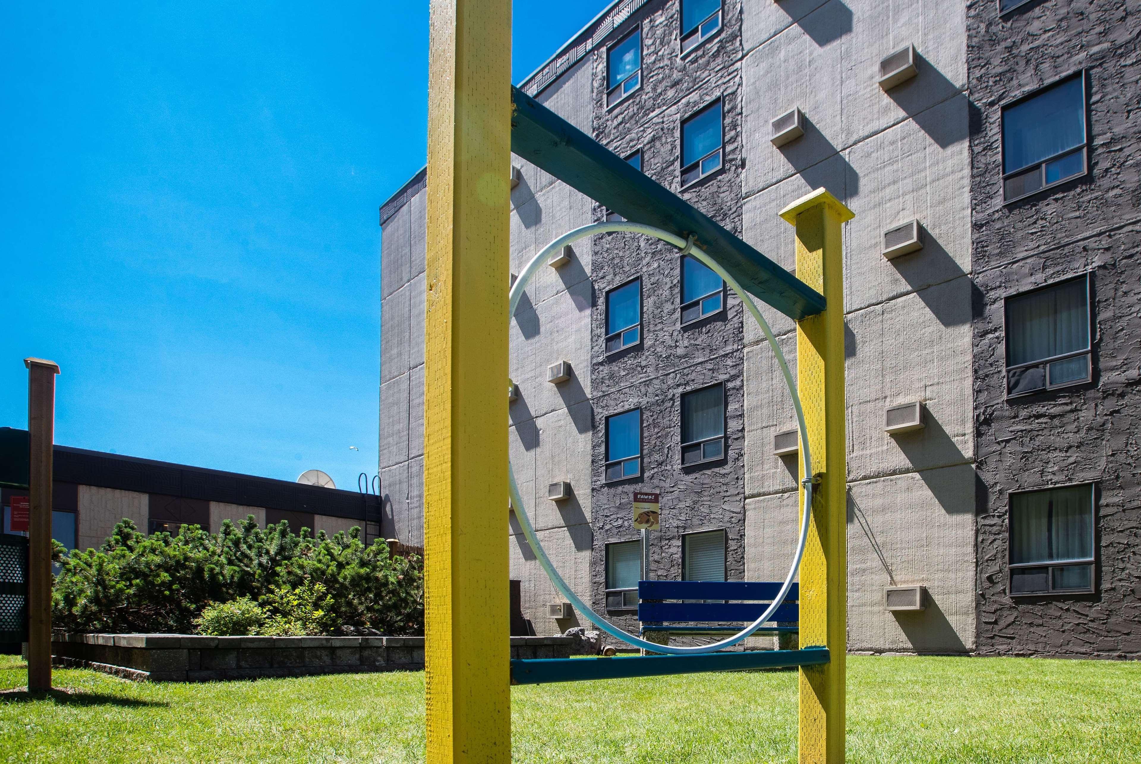 Travelodge By Wyndham West Hotel 2*