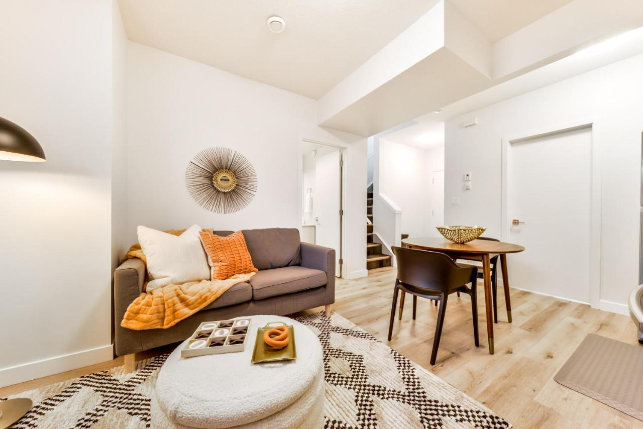 Holiday home Cozy Nordic Utopia, Bsmt Near Wem & Dt, King Bed, Wifi *