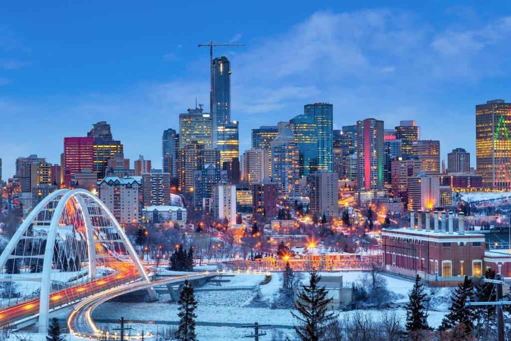 Holiday home Cozy Nordic Utopia, Bsmt Near Wem & Dt, King Bed, Wifi Edmonton