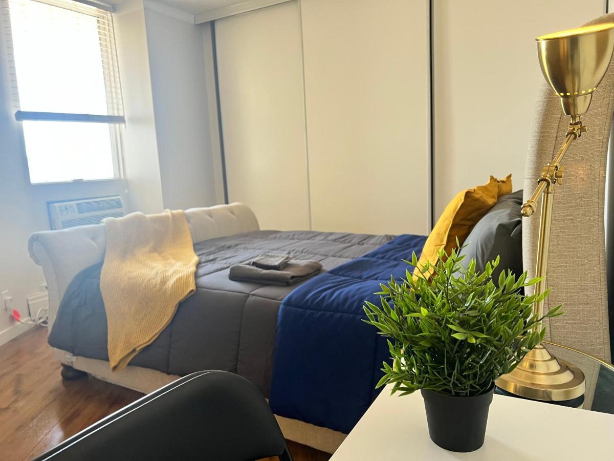 Vacation Near West Mall Homestay Edmonton