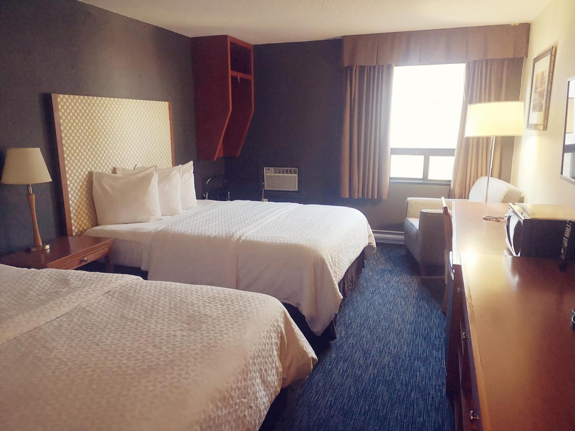 Travelodge By Wyndham West Edmonton
