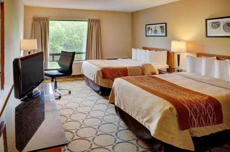 Comfort West Edmonton