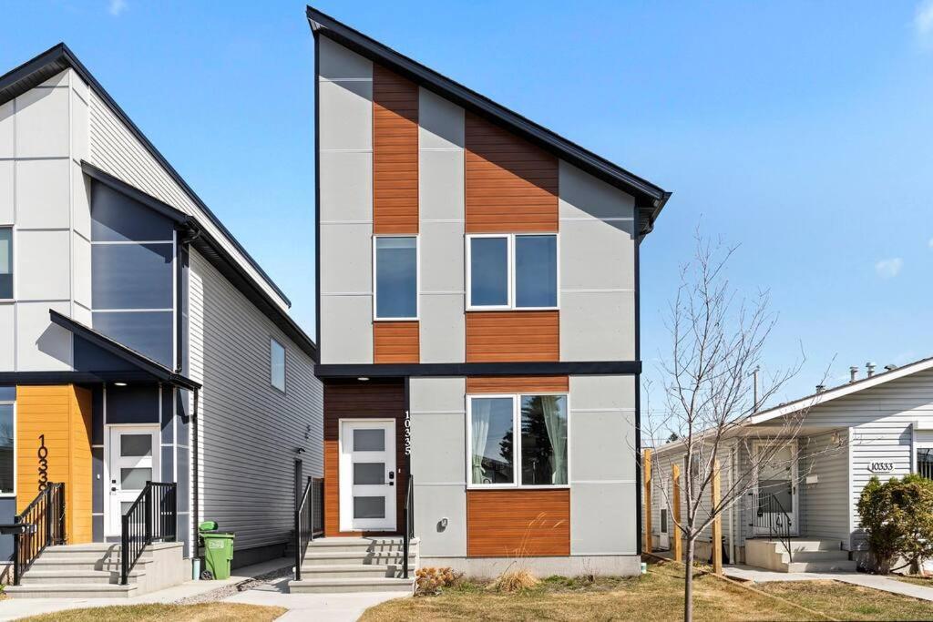 Holiday home Modern Luxury - King Bed•arcade•wem•a/c Edmonton