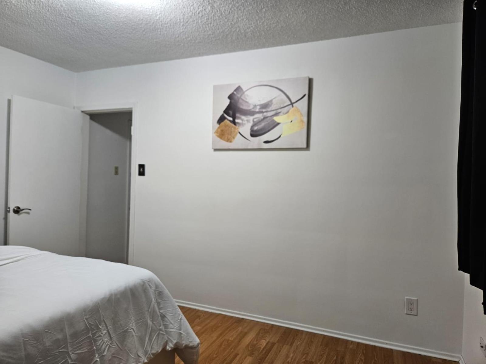Pearl - 9 Mins From Roger's Place & 20 Mins From West Mall