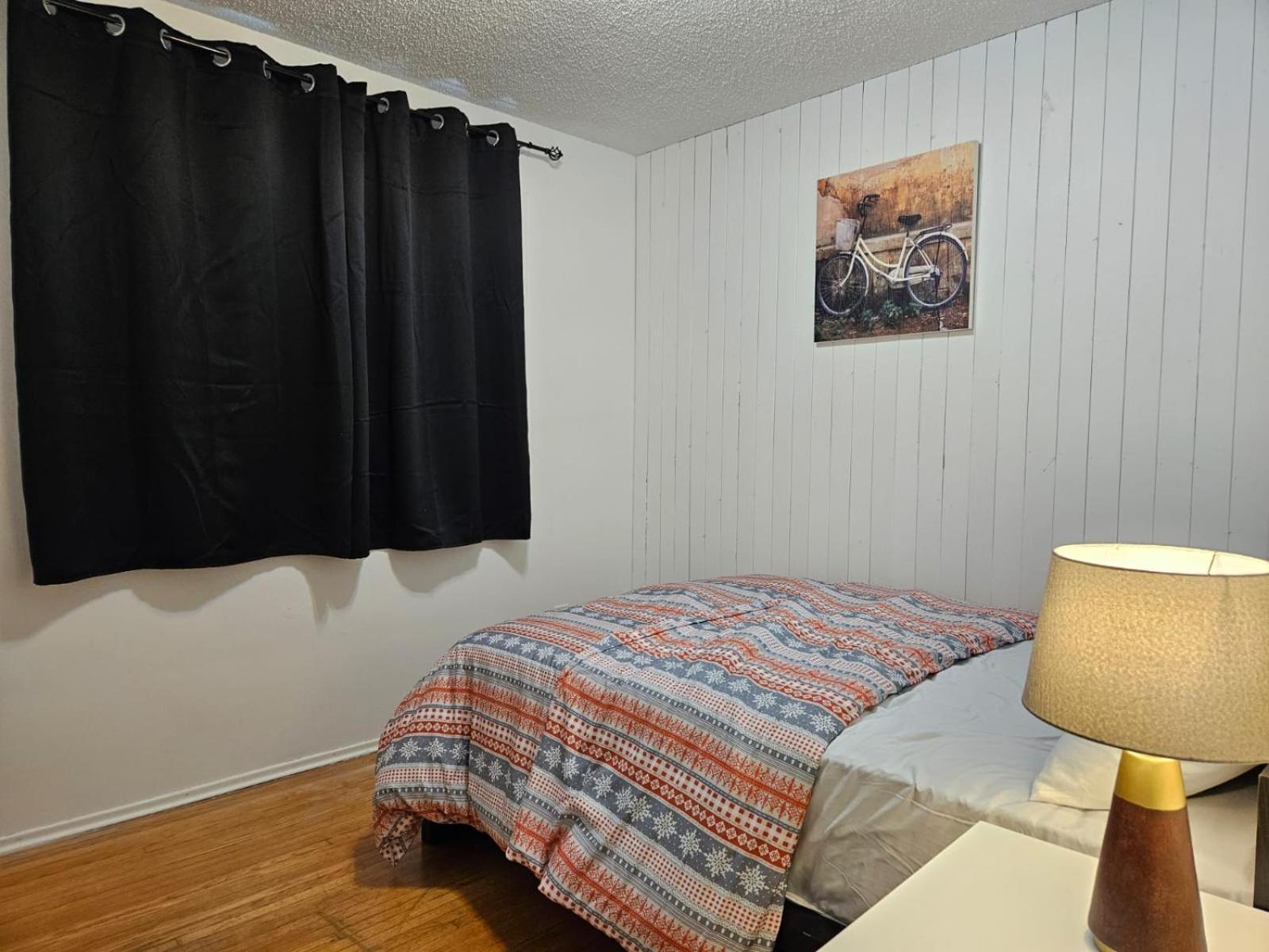 Pearl - 9 Mins From Roger's Place & 20 Mins From West Mall *
