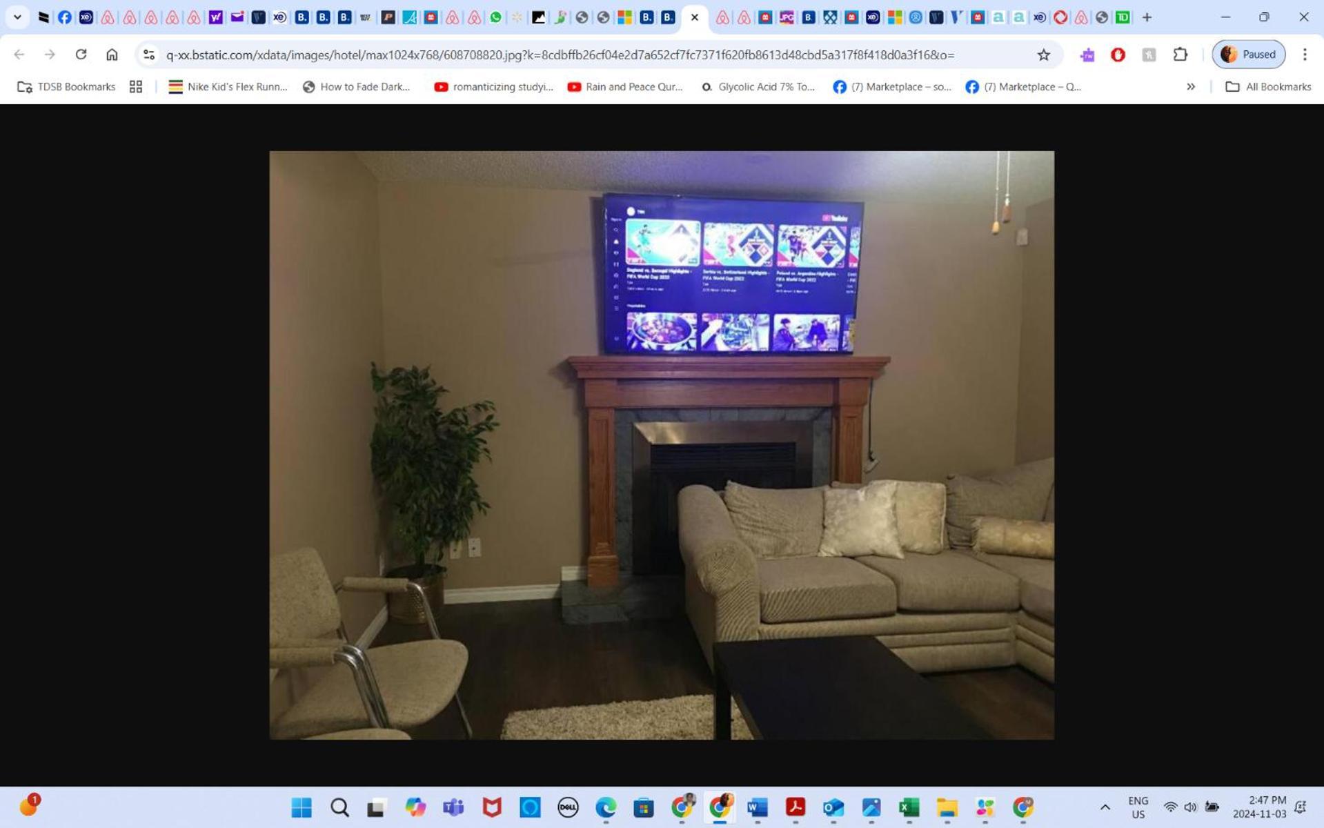 Master Bedroom Private Bathroom 23 Minutes Airport Edmonton