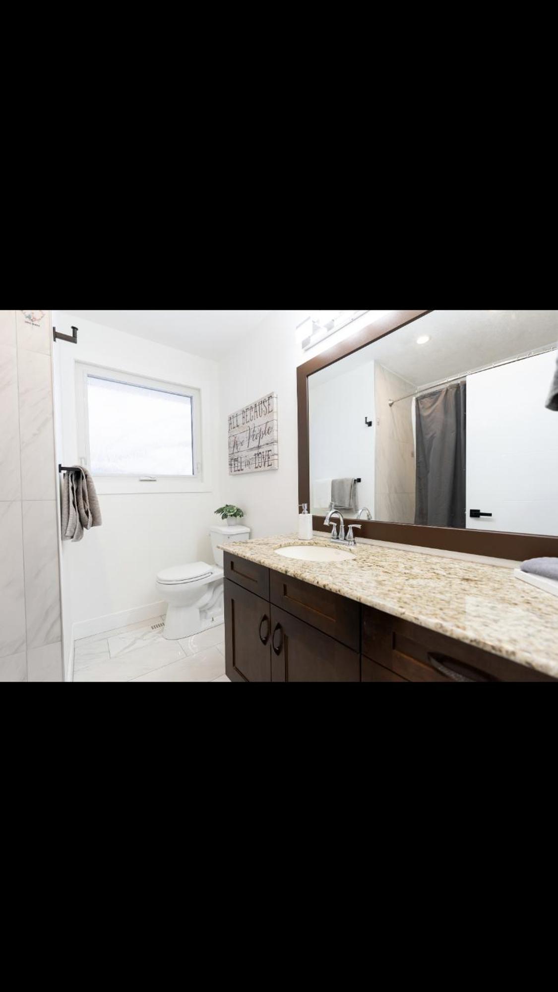 Modern And Luxury 3500 Sq Feet House Jetted Tub Over 10000 Sq Feet Lot Villa