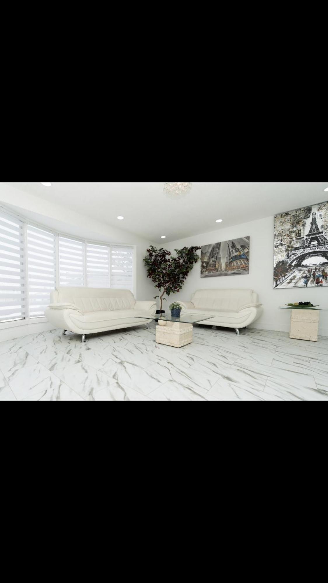 Villa Modern And Luxury 3500 Sq Feet House Jetted Tub Over 10000 Sq Feet Lot *