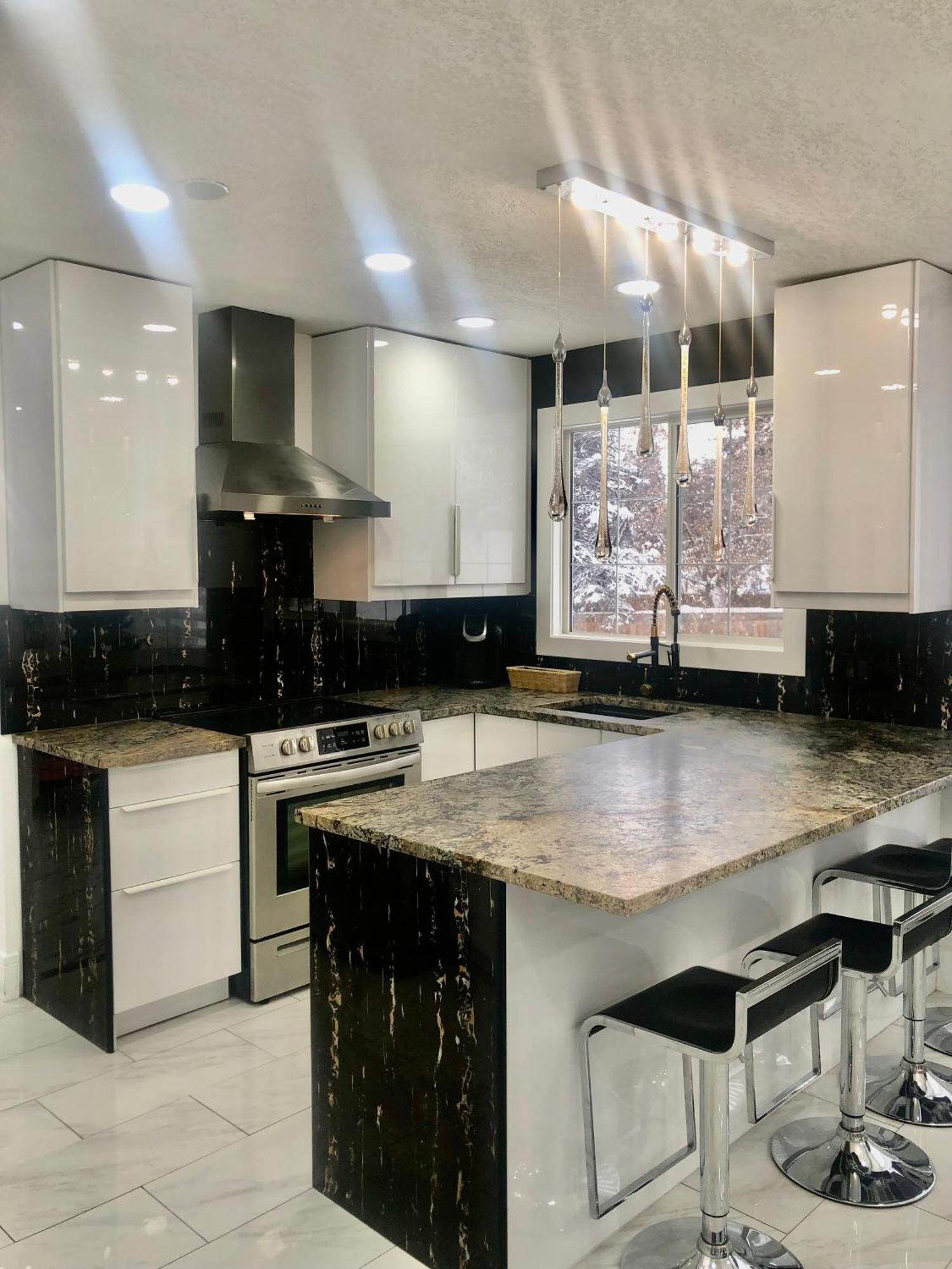 Villa Modern And Luxury 3500 Sq Feet House Jetted Tub Over 10000 Sq Feet Lot Edmonton