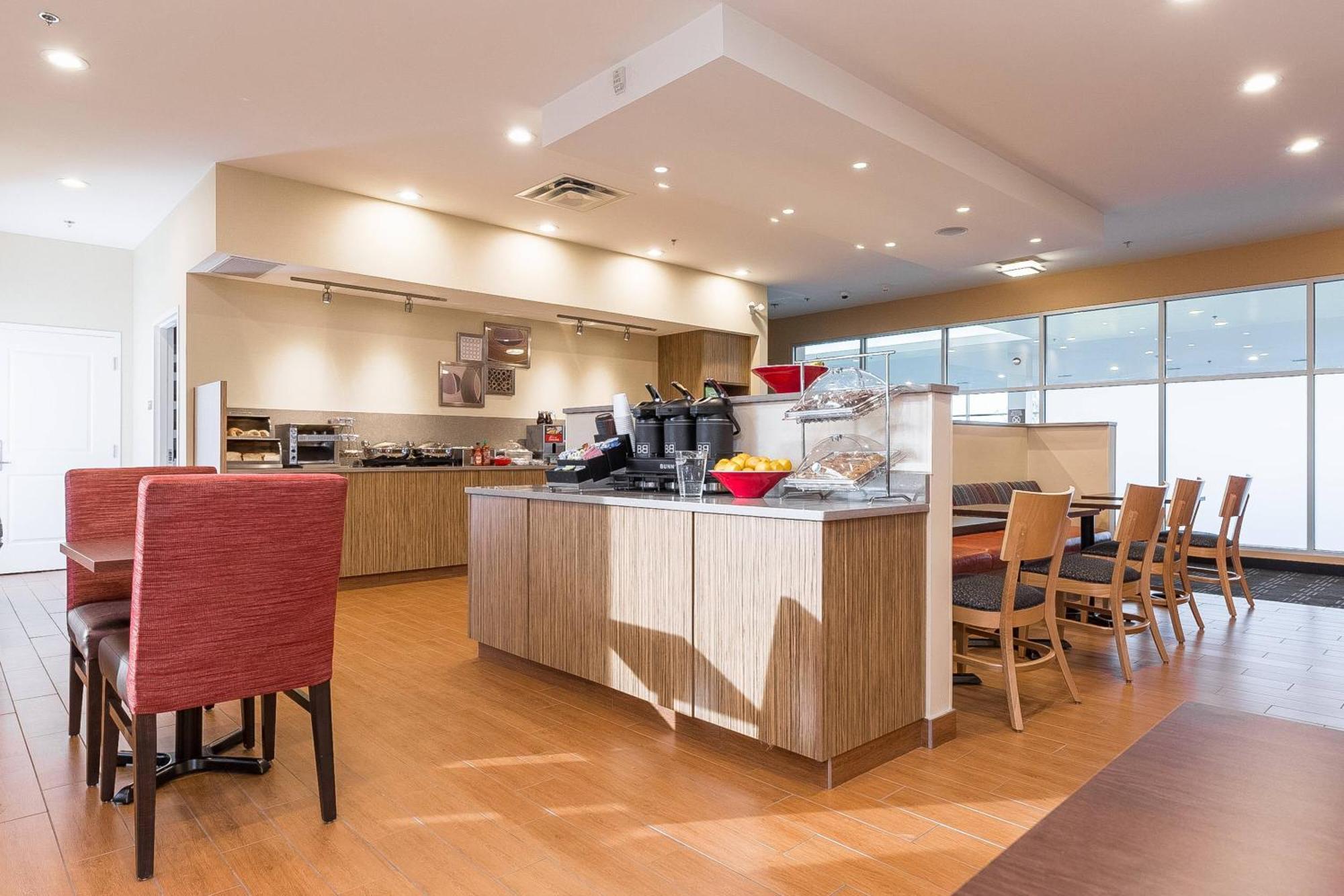 Towneplace Suites By Marriott Edmonton South