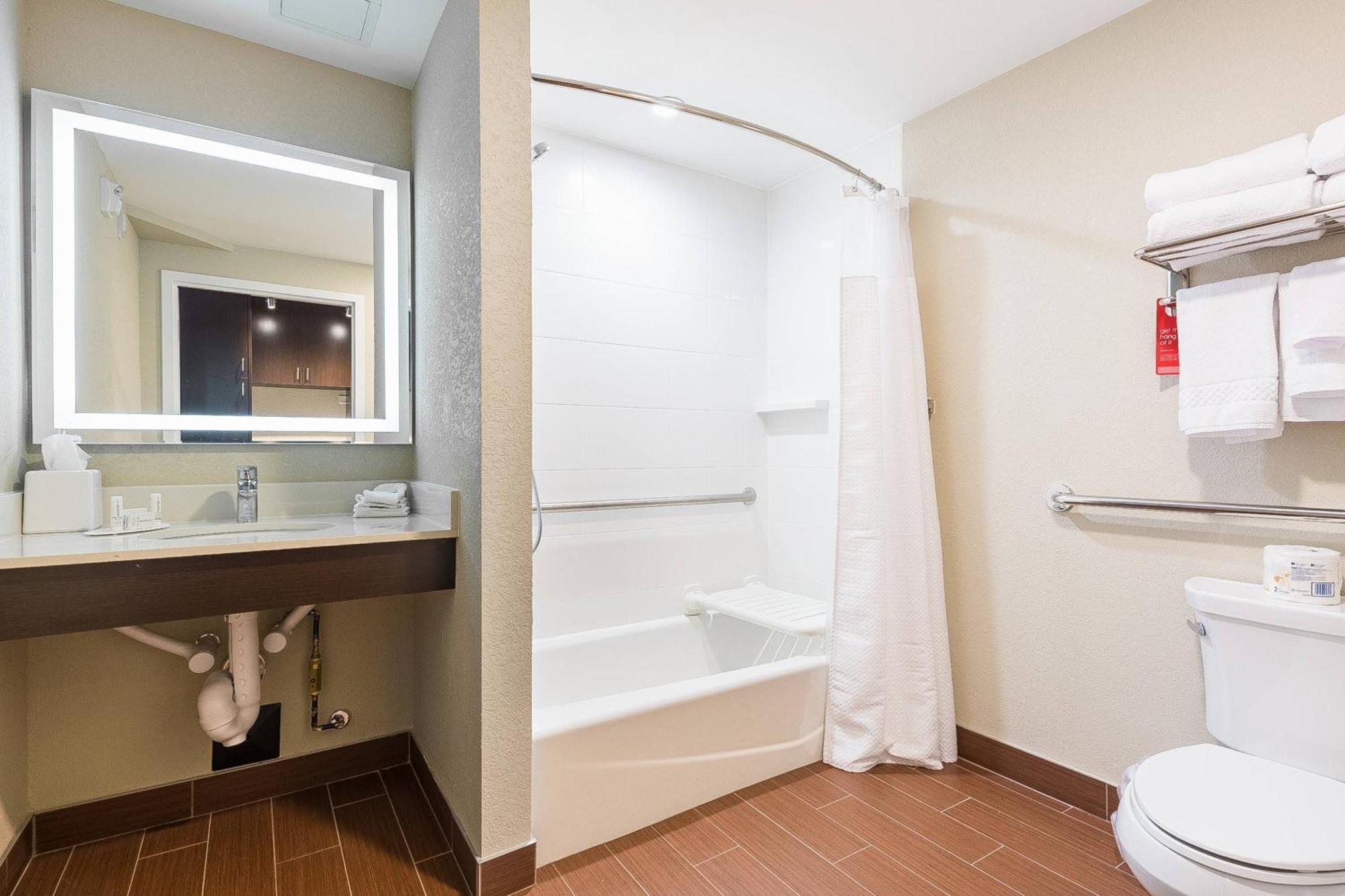Hotel Towneplace Suites By Marriott Edmonton South