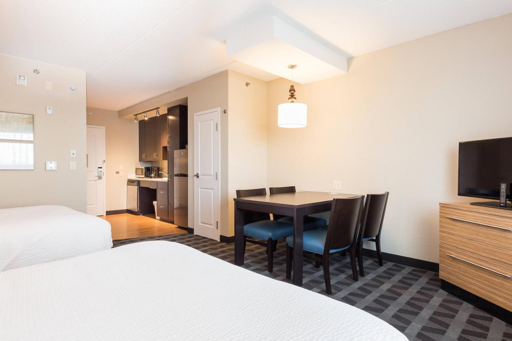 Towneplace Suites By Marriott Edmonton South Hotel 4*