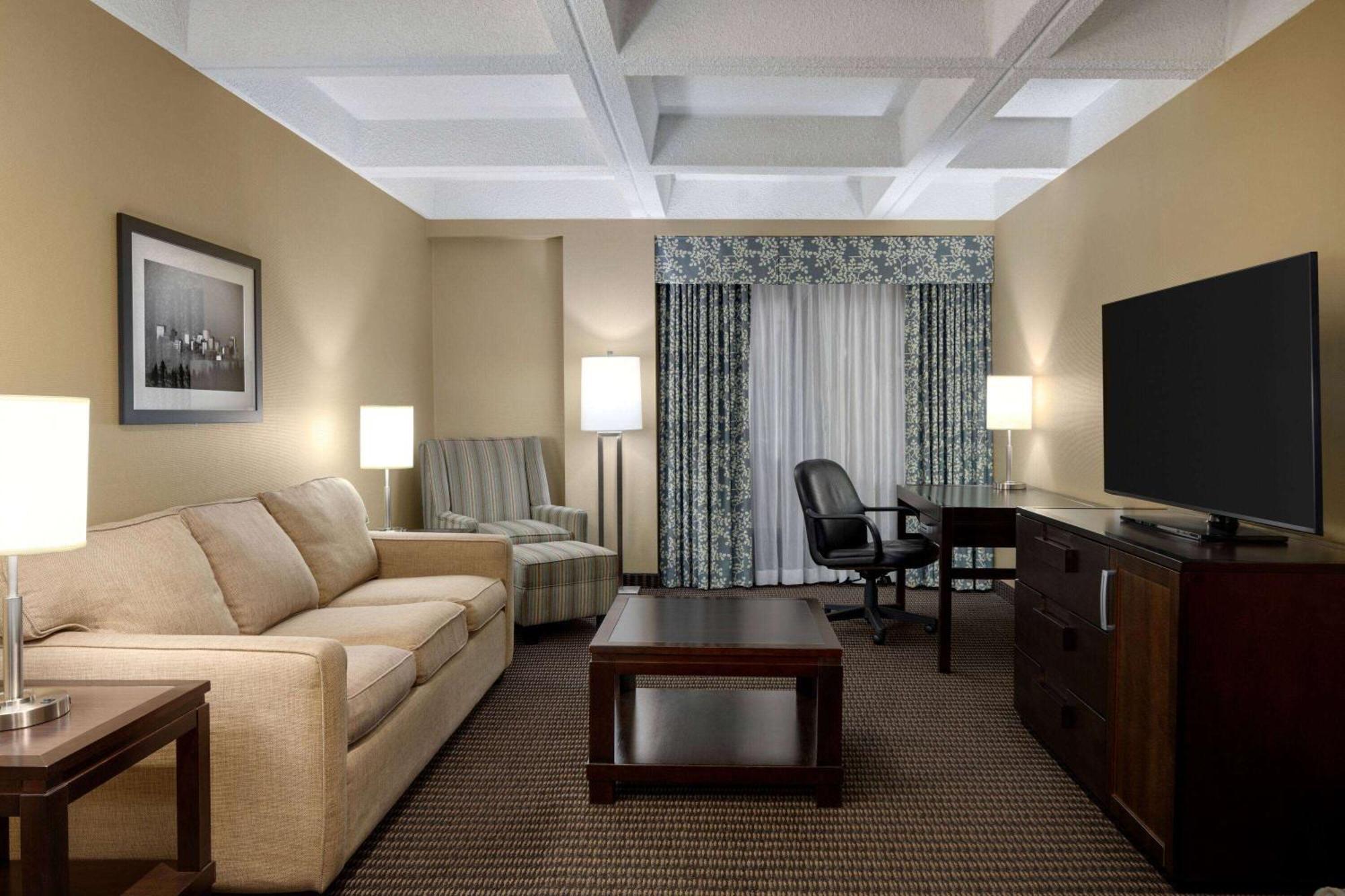 Hotel Wyndham And Conference Centre