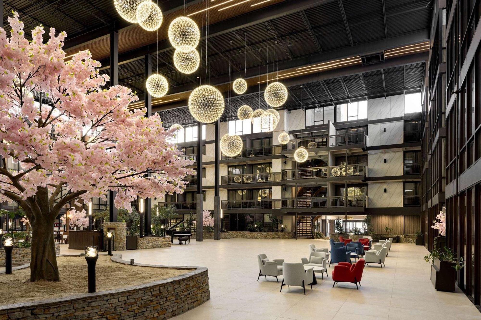 Wyndham And Conference Centre 4*