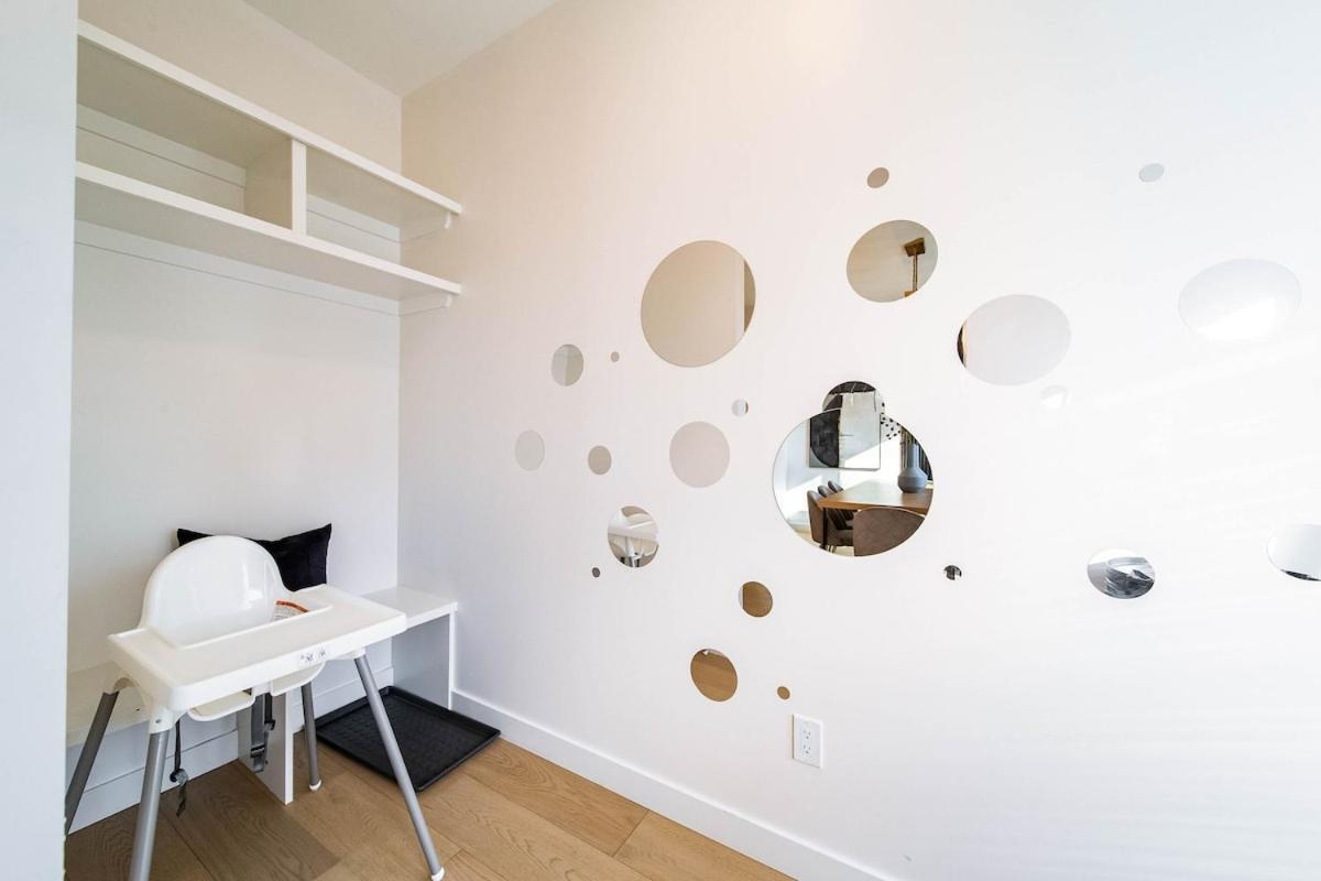 New-starry Nights Escape-king Bed-kids Secret Rm! Edmonton