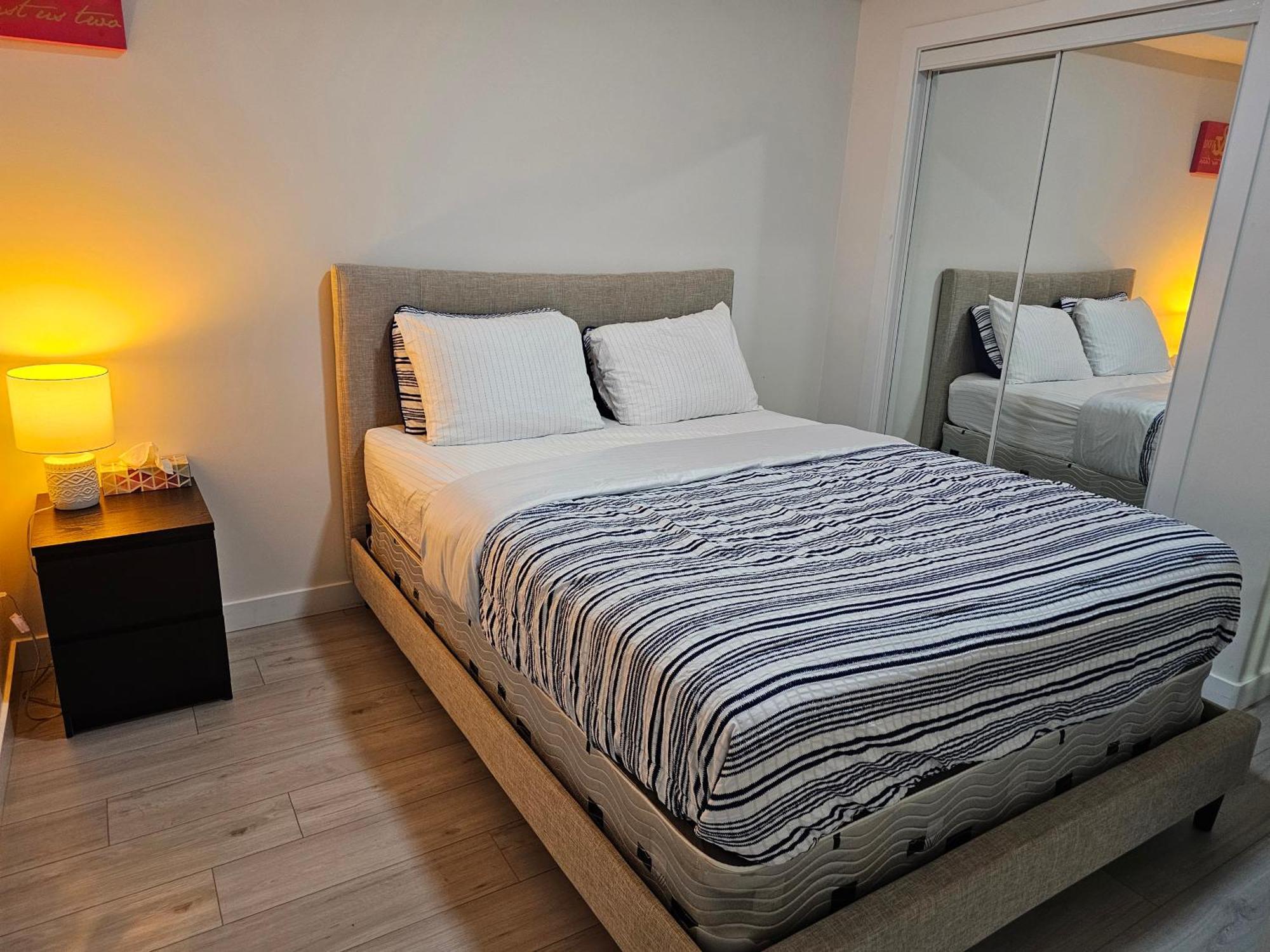 New Built House, In Style Guest Suite, 2bedroom, 2bed, 2bath *