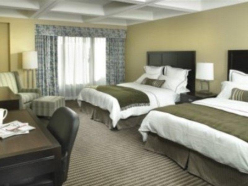 Hotel Wyndham And Conference Centre Edmonton