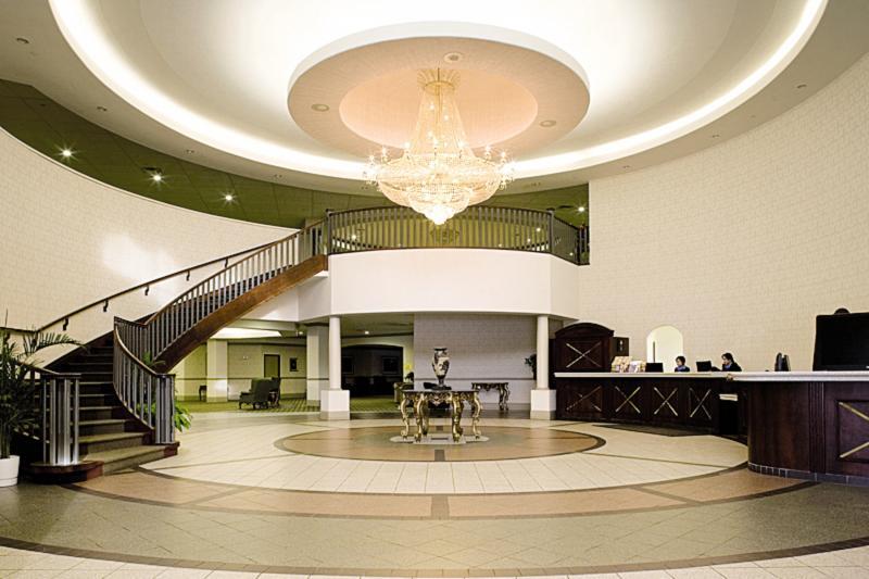 Coast Plaza By Apa Hotel 4*