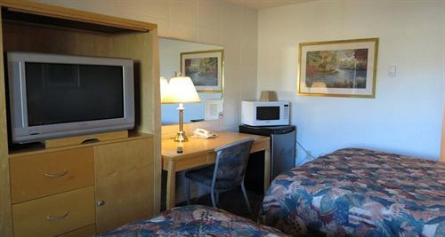Motel Eastglen 2*