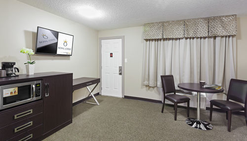 Royal Motel