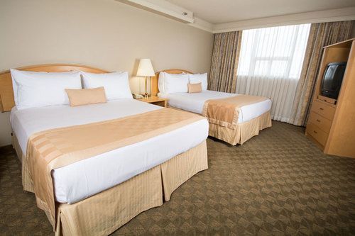 Hotel And Conference Centre 3*
