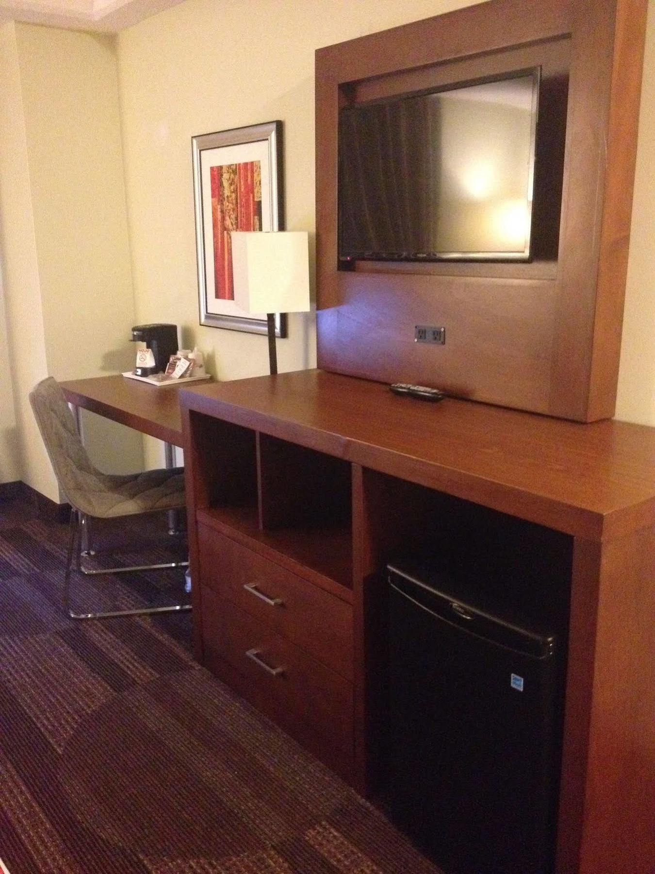 Bedfort & Hotel Edmonton