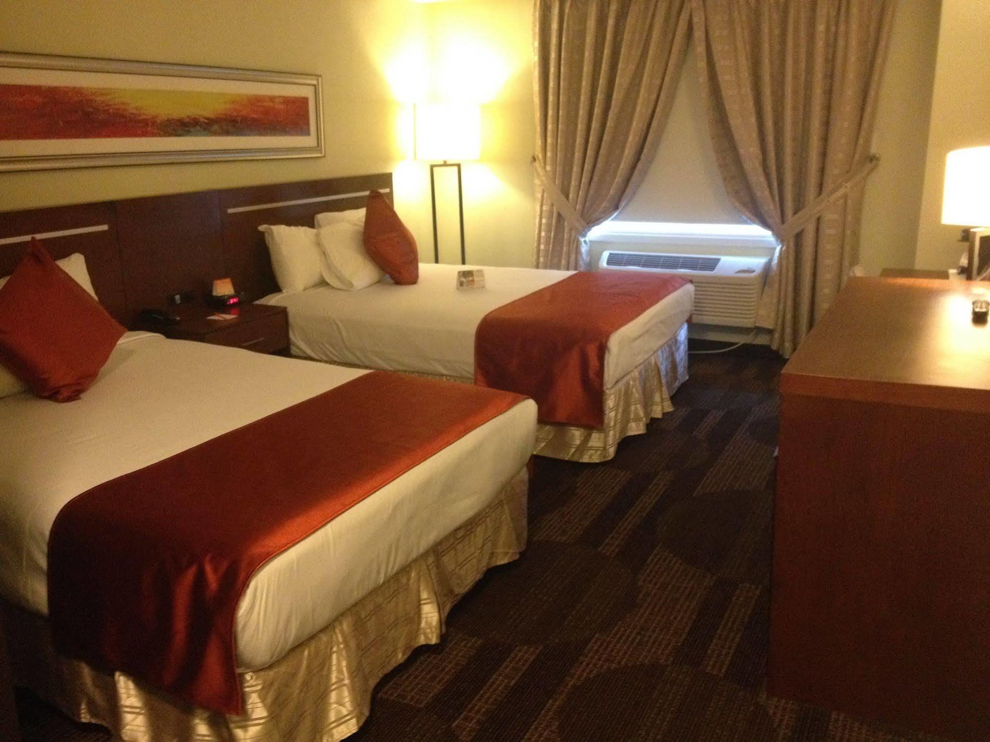 Bedfort & Hotel 3*