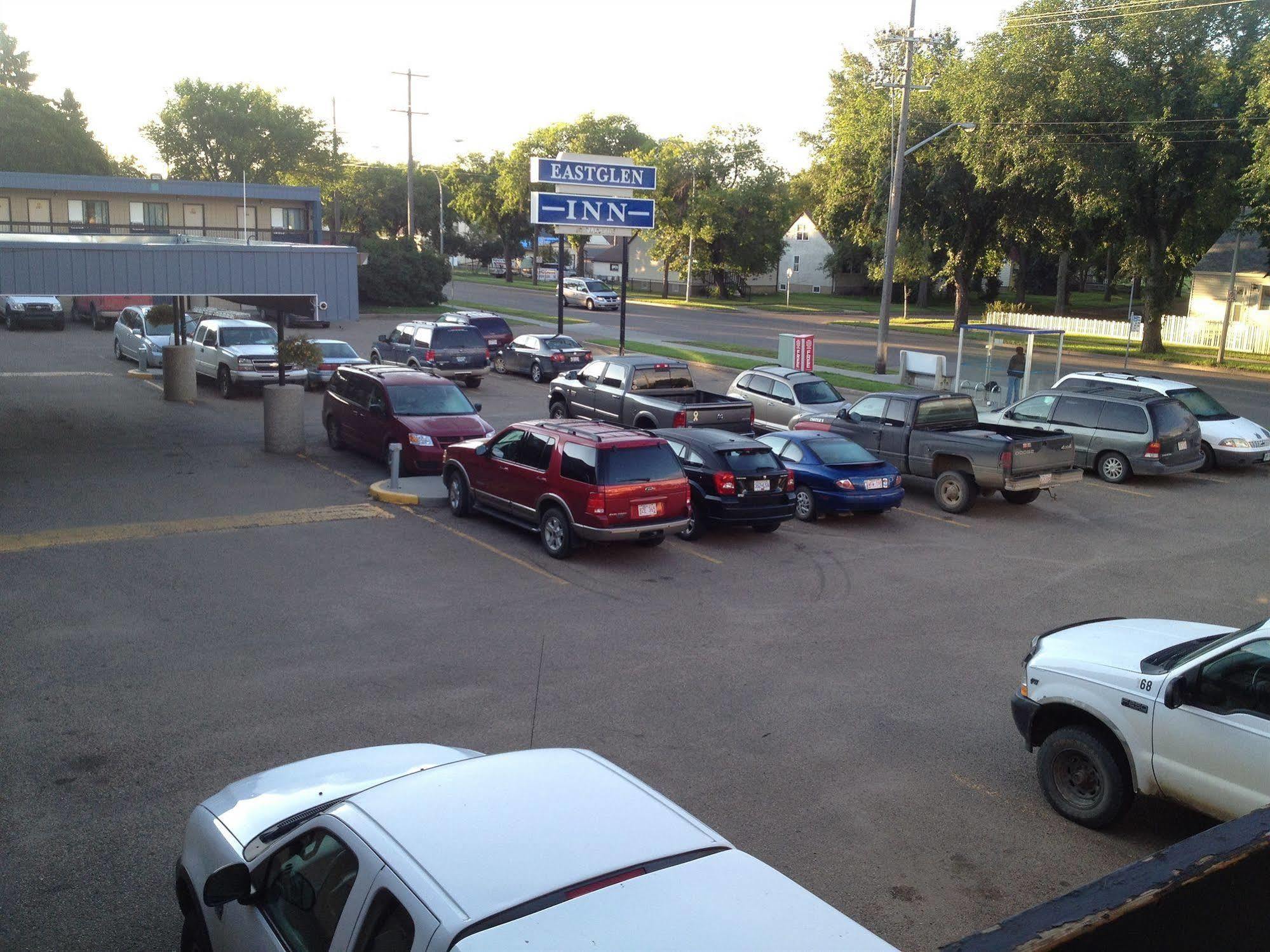 Eastglen 2* Edmonton
