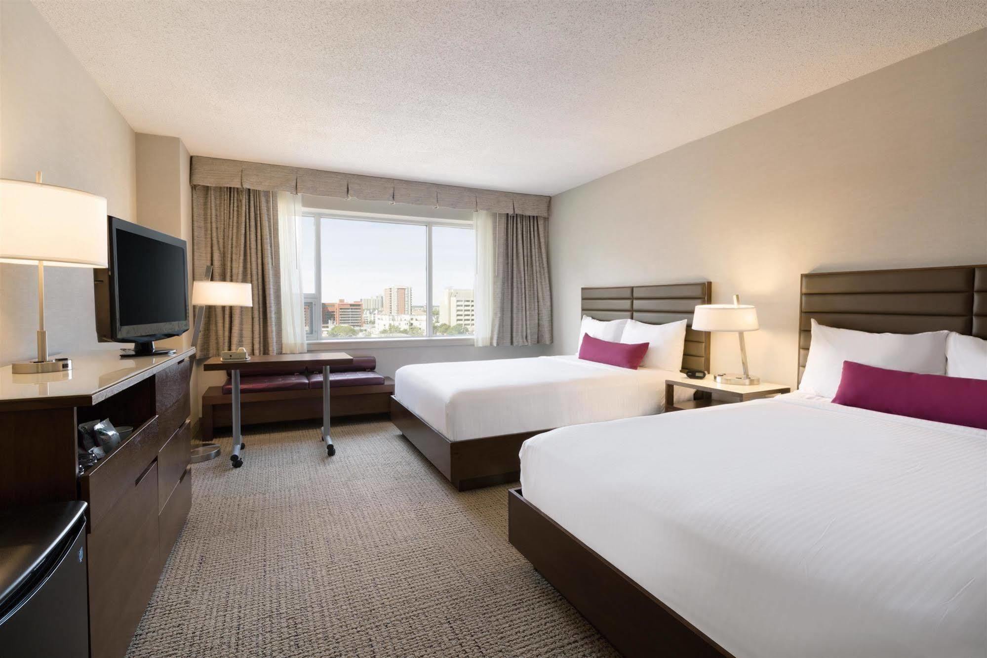 Hotel Coast Plaza By Apa 4*