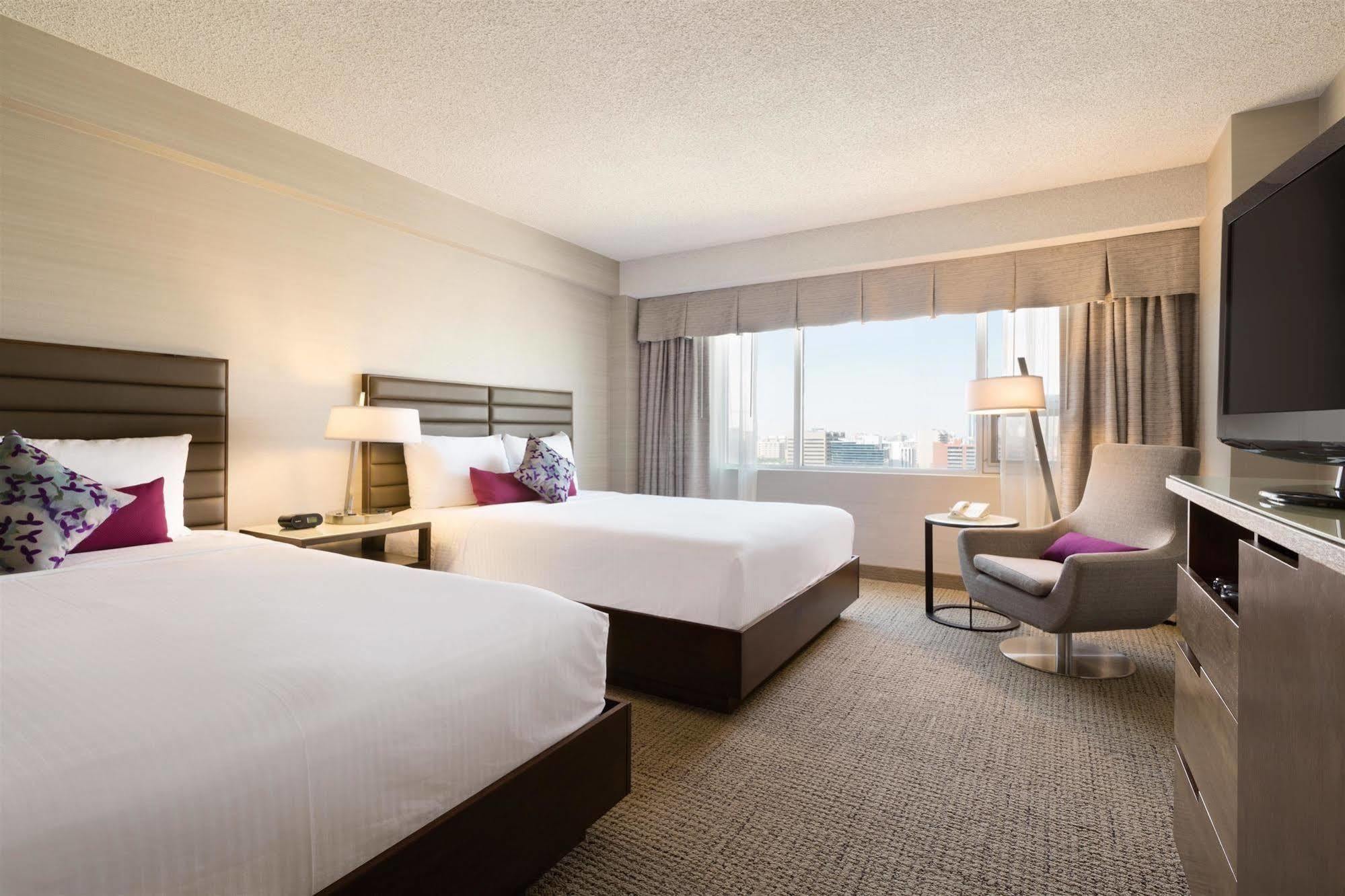 Coast Plaza By Apa Hotel Edmonton