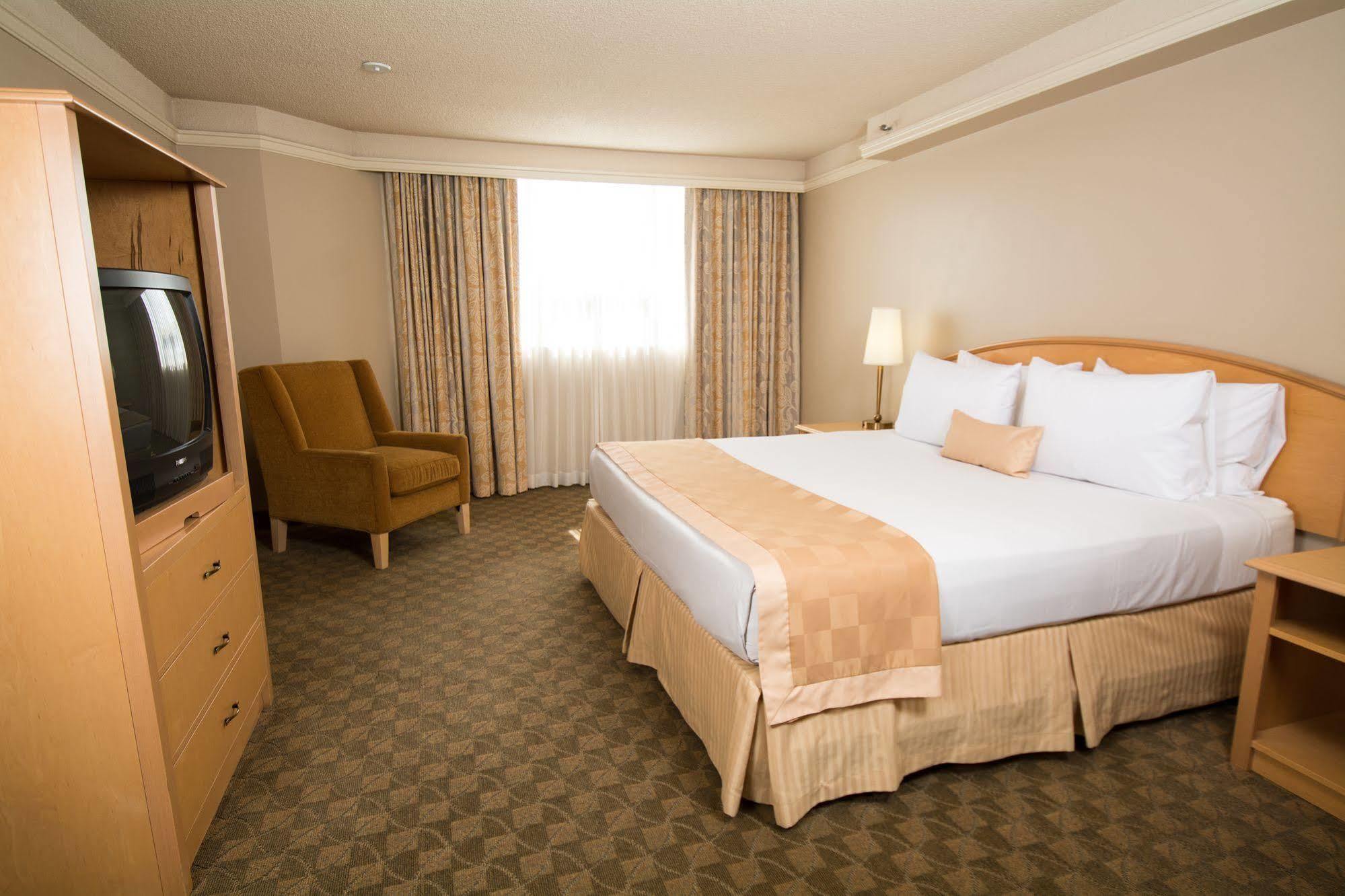 Hotel And Conference Centre Edmonton