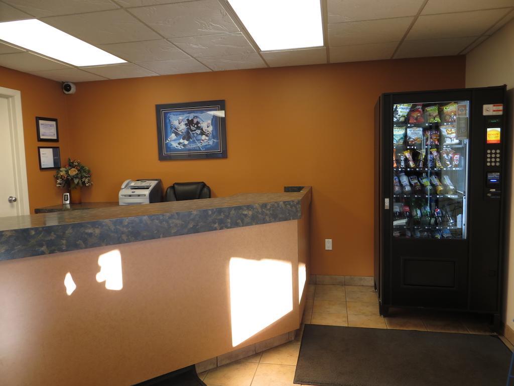 Eastglen Motel 2*