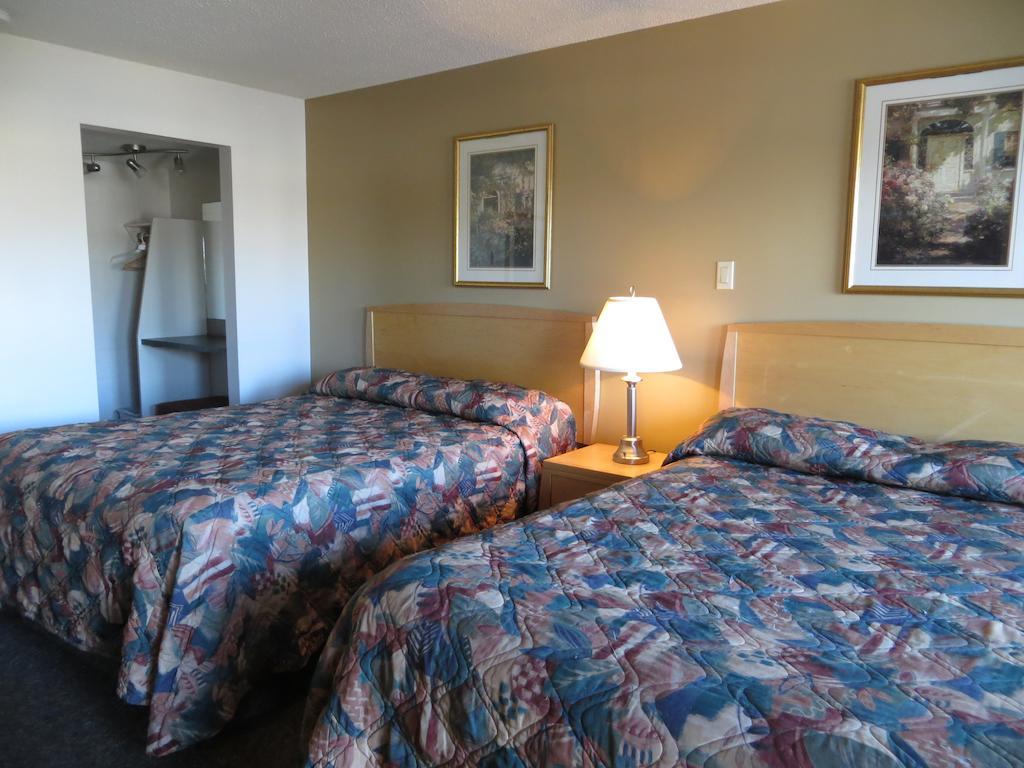 Eastglen 2* Edmonton