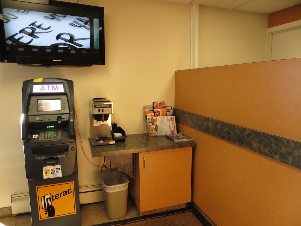 Eastglen 2* Edmonton