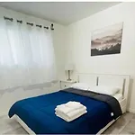 Private Room With Tv, Wifi, Netflix, Parking