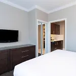Sandman Signature Edmonton South Hotel