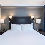 Sandman Signature Edmonton South Hotel