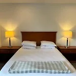 Cozy Motel Studio With Kitchenette - 6